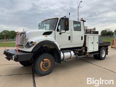 2014 International 7400 4x4 S/A Crew Cab Utility Service Truck