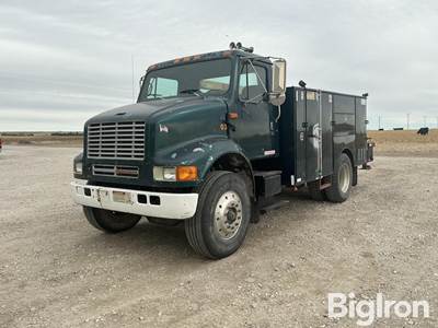 1990 International 8100 4x2 Service Truck w/Winch Boom