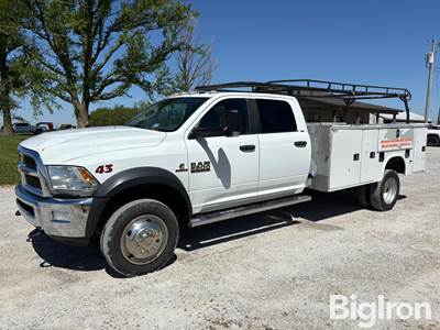 2014 RAM 5500 HD SLT 4x4 Crew Cab Dually Utility Truck