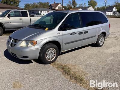 2005 Dodge Grand Caravan Sport 2WD Van