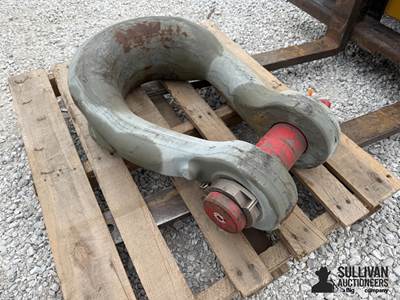 Crosby 200 Ton Shackle