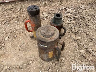 Foundation Jacks