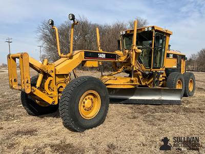 Caterpillar 140H VHP+ Motor Grader w/ V-Plow & Wing