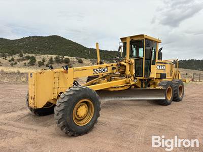 1999 John Deere 772CH AWD Motor Grader