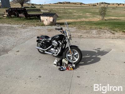 2011 Harley Davidson XL 1200C Motorcycle