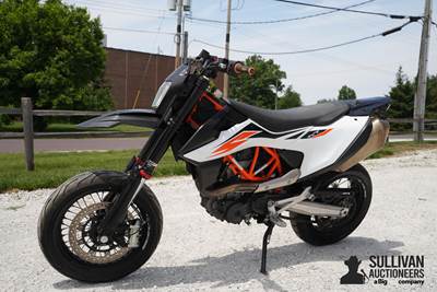 Run #6 - 2019 KTM 700 Supermoto Motorcycle