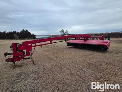 Hesston 1375 Mower Conditioner