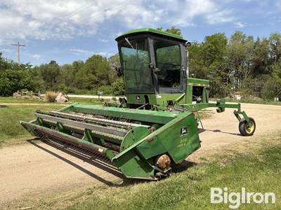 1991 John Deere 3430 Swather