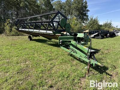 1989 John Deere 590 25' Pull-Type Windrower