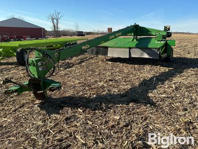 John Deere 946 MoCo w/ Truck Hitch