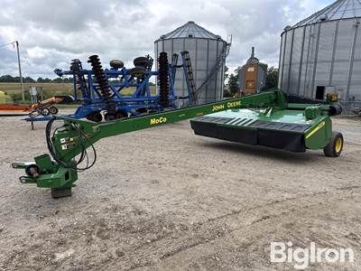 2020 John Deere 946 MoCo Pull-Type Mower Conditioner