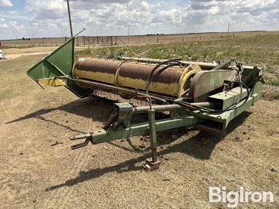 John Deere E0480 Pull Type Swather