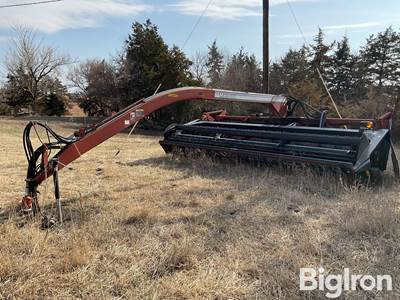 1999 MacDon 5000 16' Mower Conditioner