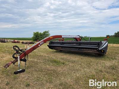 2001 MacDon 5010 Mower Conditioner