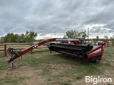 2002 MacDon 5020 14' Swing Tongue Mower Conditioner