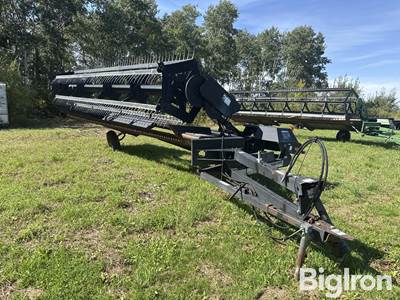 1997 MacDon Premier 1900 Pull-Type Draper Windrower