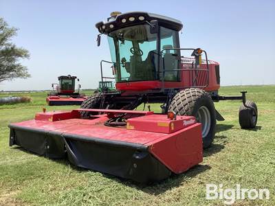 2012 Massey Ferguson 9770 Self-Propelled Windrower
