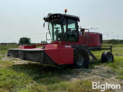2012 Massey Ferguson Hesston WR9770 Self-Propelled Windrower
