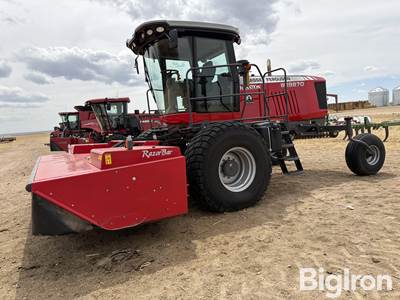 2015 Massey Ferguson WR9870 Self-Propelled Windrower