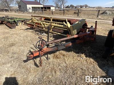 New Holland 495 13’ Pull-Type Swather