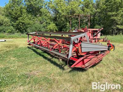 Versatile 400 20’ Swather Windrower