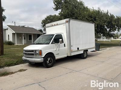 2001 Chevrolet Express G3500 Van Truck