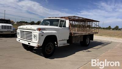 1968 Ford 600 S/A Form Truck