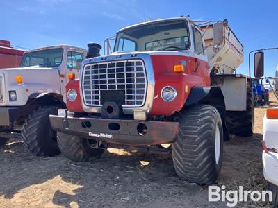 Ford 8000 Dry Spreader Floater Applicator Truck