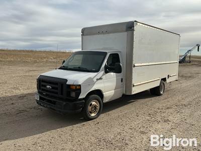 2015 Ford Econoline E350 Super Duty S/A Box Delivery Truck