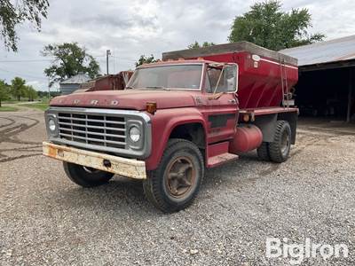 1977 Ford F750 S/A Lime Truck