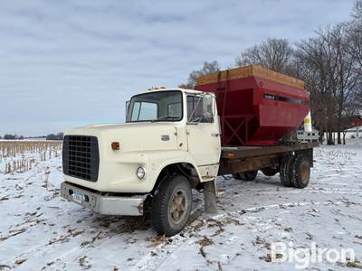 1978 Ford LTS900 S/A Fertilizer Tender Truck
