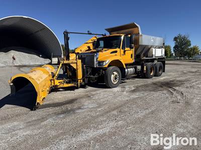 2007 International 7400 Plow Truck W/Salt Box