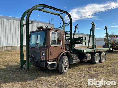 1989 Mack T/A Bale Moving Truck