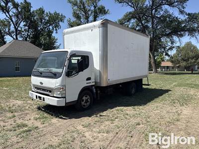 2007 Sterling Bullet 5500/Canter FE Series S/A Enclosed Mobile Wash Truck