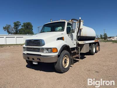 2003 Sterling M8500 T/A Vacuum Truck