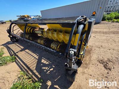 CNH 293 Forage Pickup Header