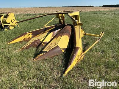 John Deere 3R36 Forage Header
