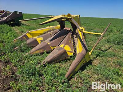 1985 John Deere 4RC 4R30" Narrow Forage Header