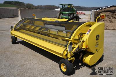 2021 John Deere 659 Premium 15' Hay Head