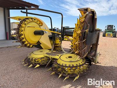 John Deere 778 Rotary Forage Header