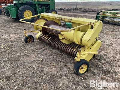 John Deere Forage Pickup Header
