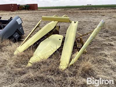 New Holland 880R2 2R36 Forage Header