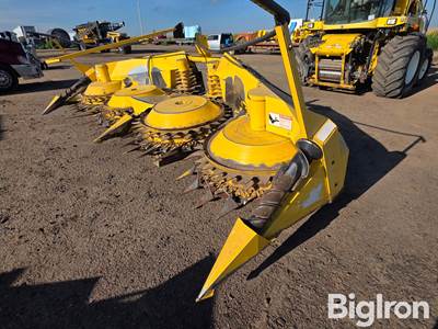 New Holland FI450 Rotary Forage Header