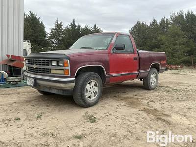 1988 Chevrolet 1500 Short Box 4x4 Pickup
