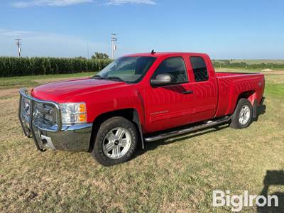 2013 Chevrolet 1500 Z71 Silverado Extended Cab 4x4 Pickup
