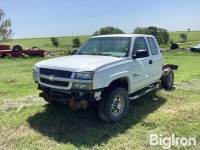 2004 Chevrolet 2500 4x4 Pickup