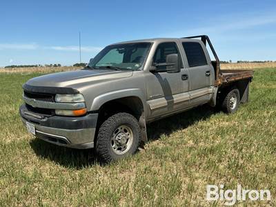 2001 Chevrolet 2500HD Flatbed Pickup
