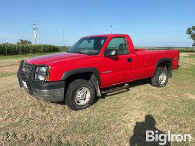2003 Chevrolet 2500HD 4x4 Pickup
