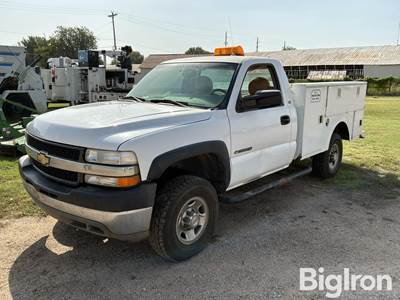 2001 Chevrolet 2500HD utility bed pickup