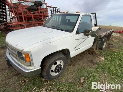1992 Chevrolet 3500 2WD Flatbed Dually Pickup